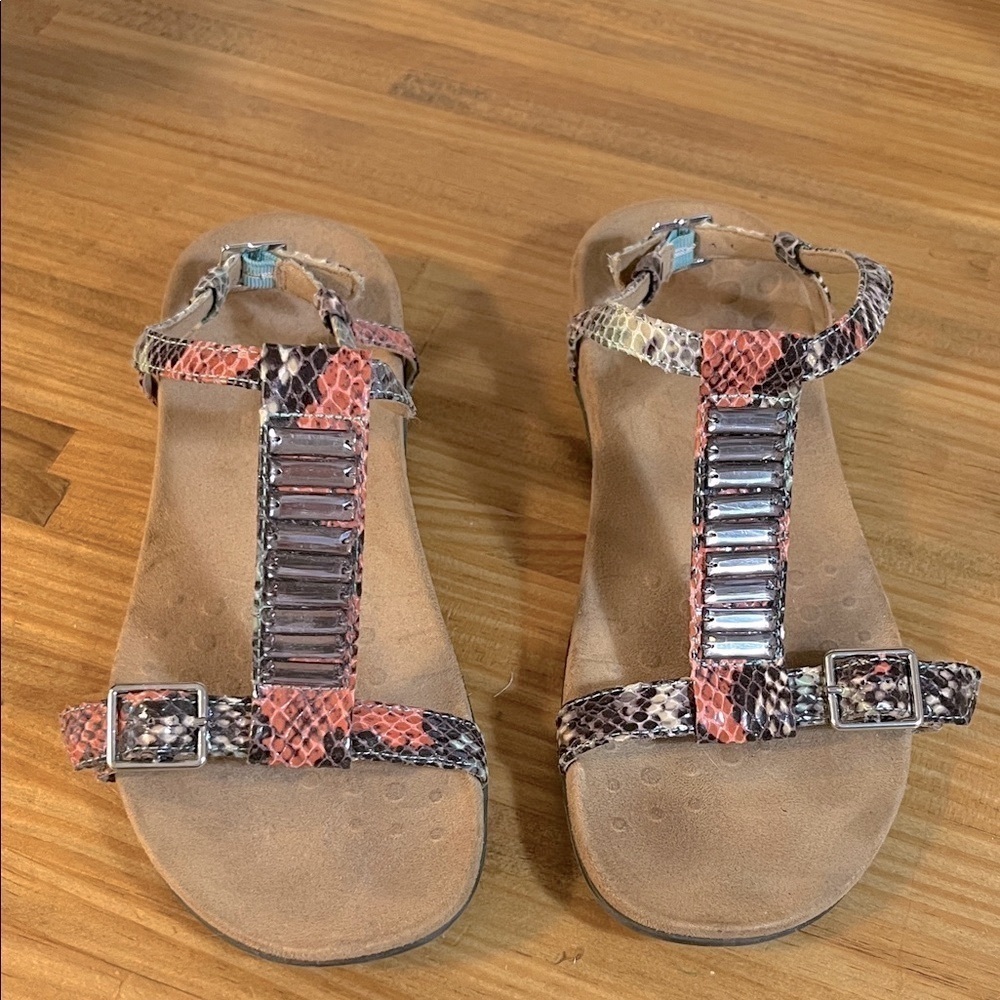 Vionic Navassa Women’s Stylish Snake Print Multi Embellished Sandals Size 9